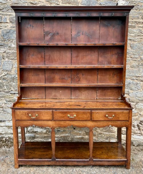 georgian oak potboard dresser - CATEGORY: ANTIQUE DRESSERS - DATED GEORGIAN