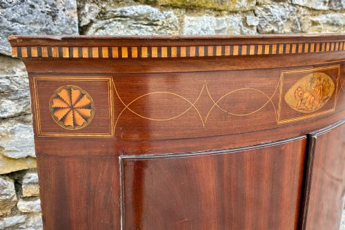 GEORGIAN MAHOGANY INLAID BOW FRONT CORNER CUPBOARD - ADDITIONAL PHOTO 2