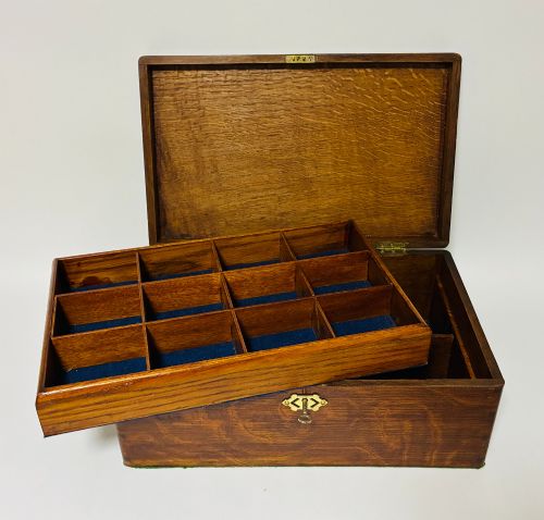 ANTIQUE OAK COLLECTOR'S BOX - ADDITIONAL PHOTO 1