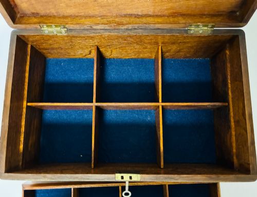 ANTIQUE OAK COLLECTOR'S BOX - ADDITIONAL PHOTO 2