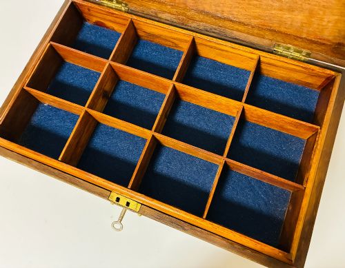ANTIQUE OAK COLLECTOR'S BOX - ADDITIONAL PHOTO 3