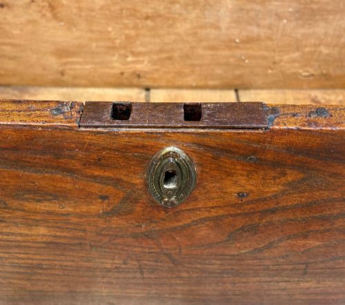 ANTIQUE ELM BLANKET BOX - ADDITIONAL PHOTO 6