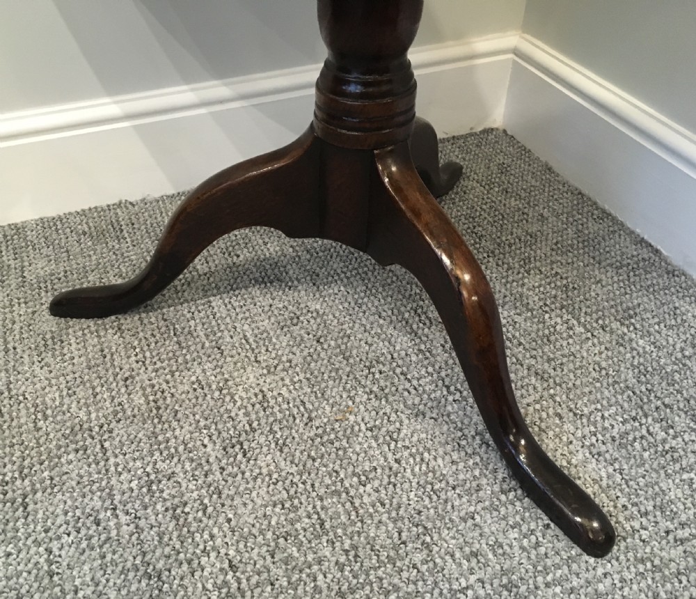 Antique Georgian Oak Tilt Top Occasional Table on Tripod Base View VII