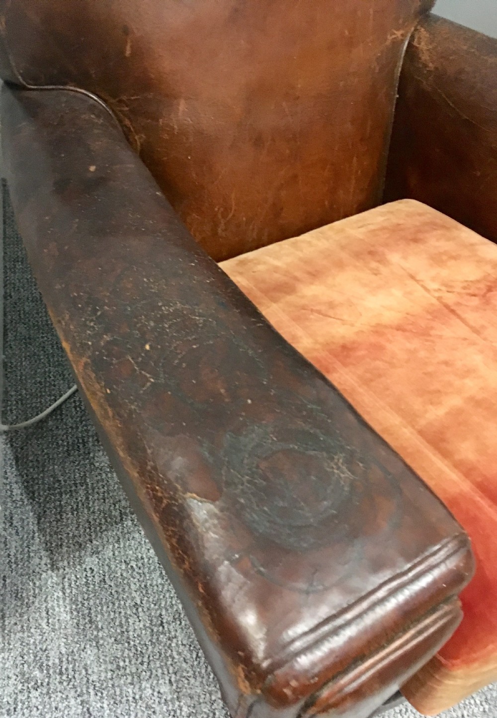 Large Antique 1920s English Leather Club Chair View VI