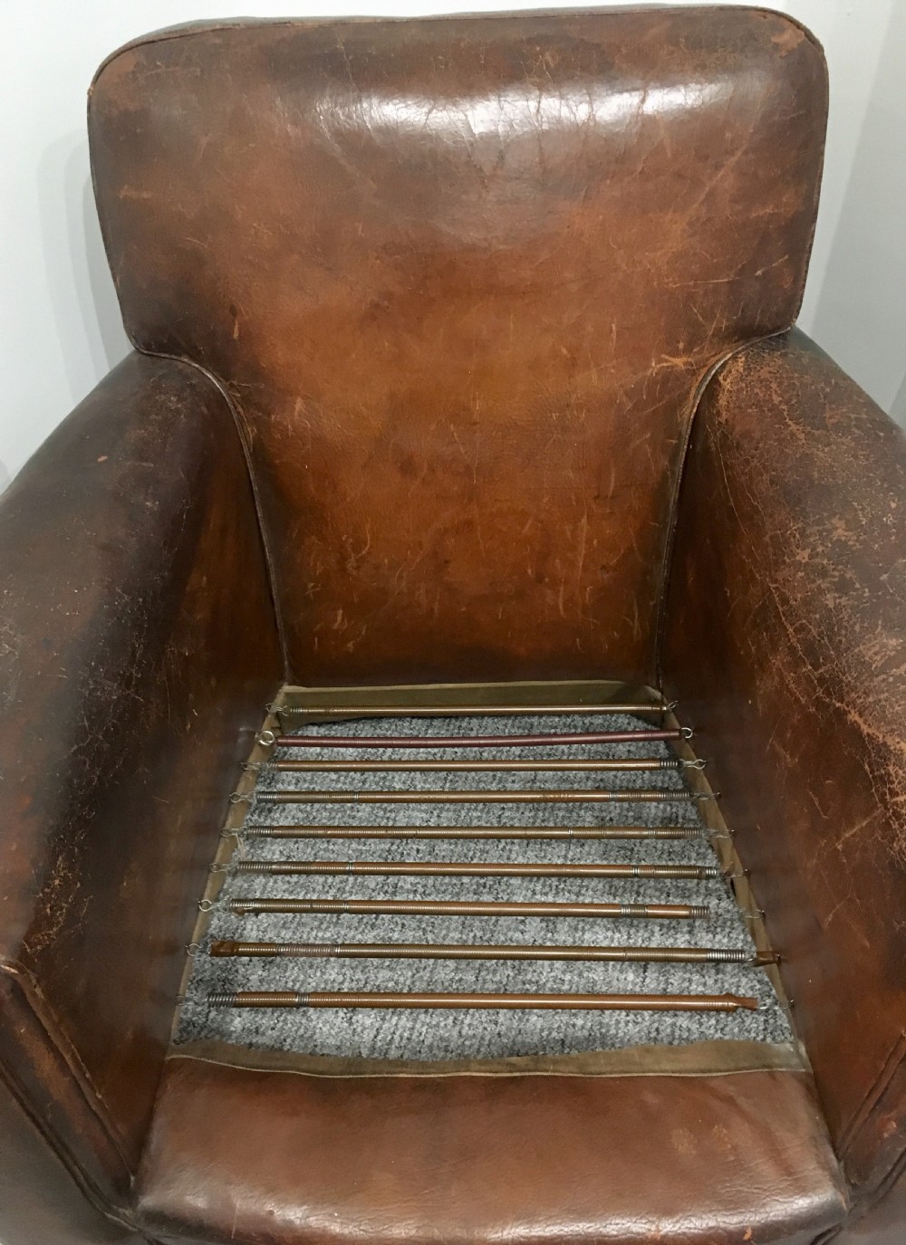 Large Antique 1920s English Leather Club Chair View XI