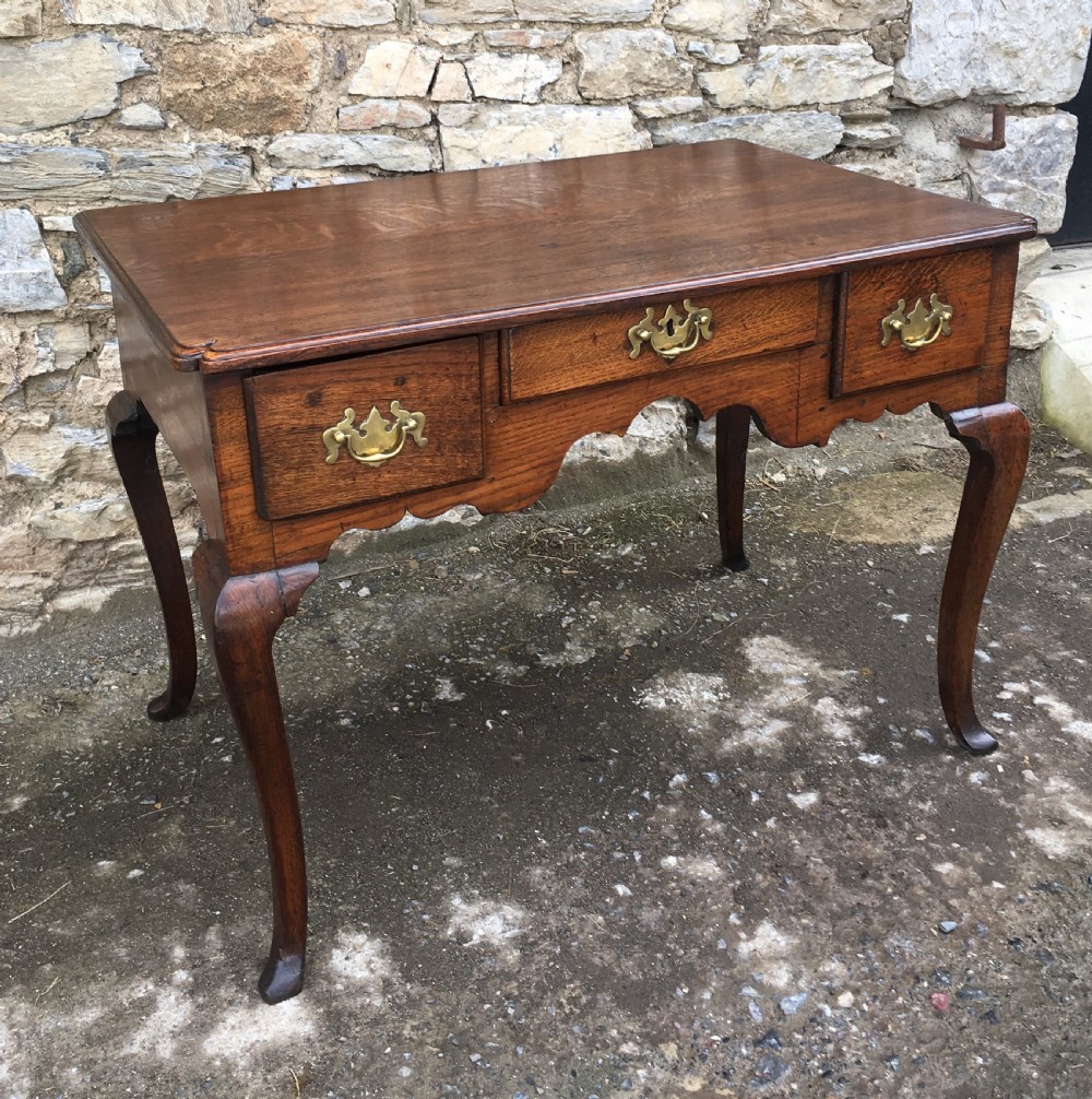 Antique 18th Century Oak Lowboy  View XII