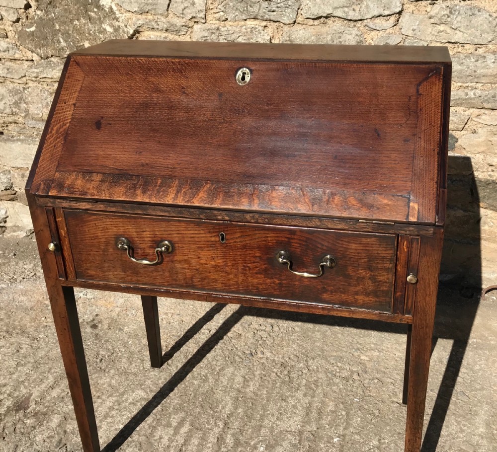 Georgian Country Oak Bureau