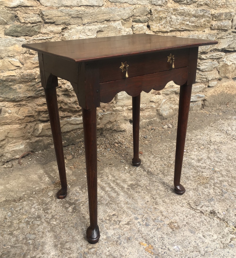 Small Early Georgian Oak Pad Foot Side Table  View IV