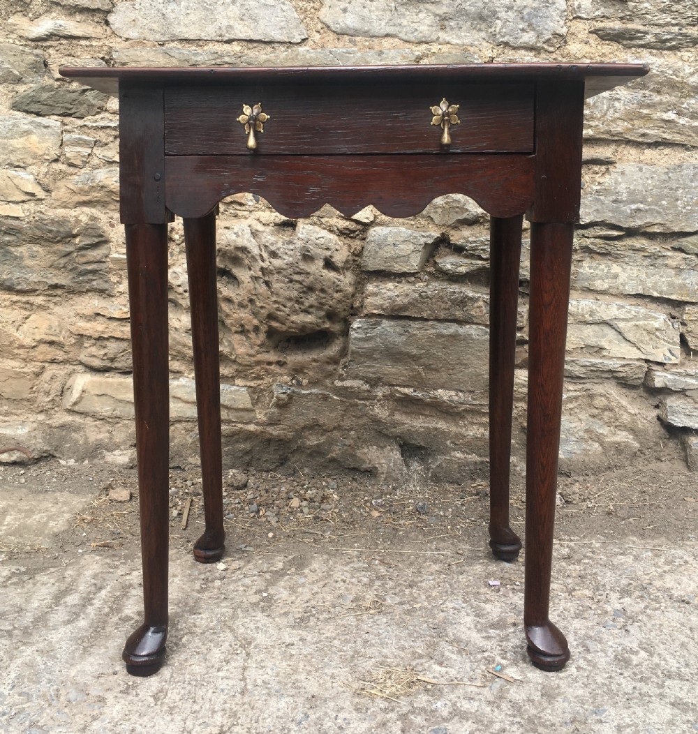 Small Early Georgian Oak Pad Foot Side Table  View VIII
