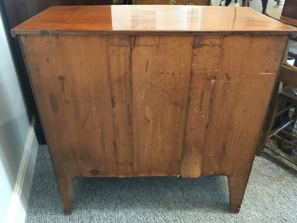 Small Georgian Mahogany Bow Front Chest of Drawers View XII