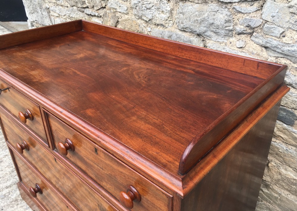 Antique Victorian Mahogany Chest of Drawers with Gallery View X