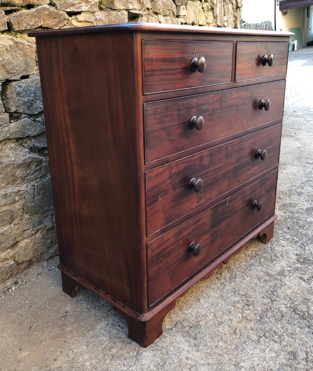 Early Victorian Mahogany Chest of Drawers View VI