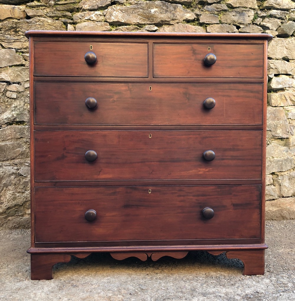 Early Victorian Mahogany Chest of Drawers View IX