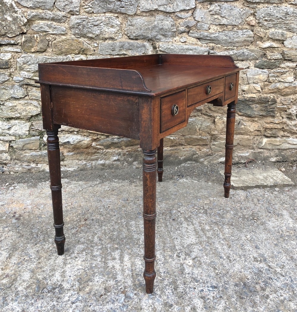 Antique Georgian Mahogany Side Table  View XIV