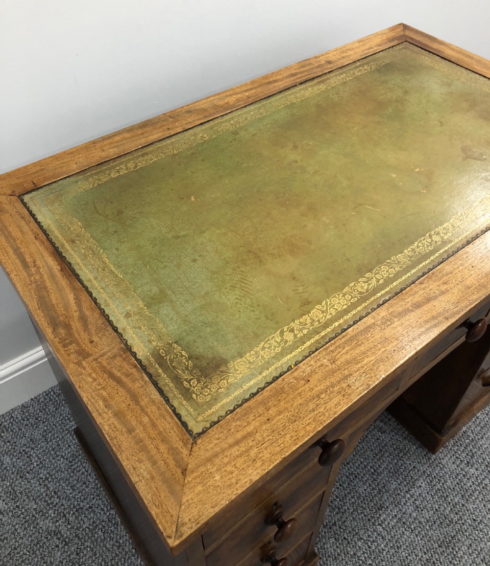 Victorian Mahogany Kneehole Desk with Leather Writing Surface  View VIII