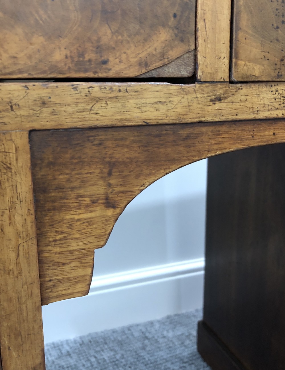 Victorian Mahogany Kneehole Desk with Leather Writing Surface  View XV