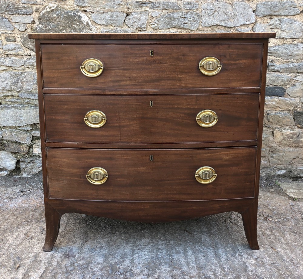 Small Antique Georgian Regency Bow Front Chest of Drawers