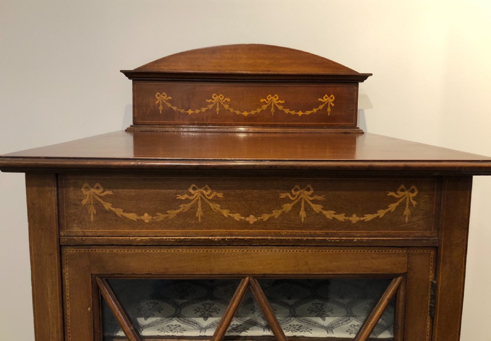 Edwardian Inlaid Mahogany Music Cabinet  View XIV