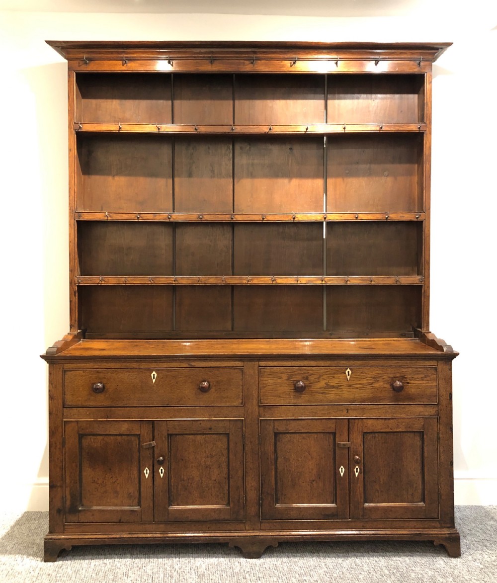 Antique Georgian Oak Welsh dresser View II