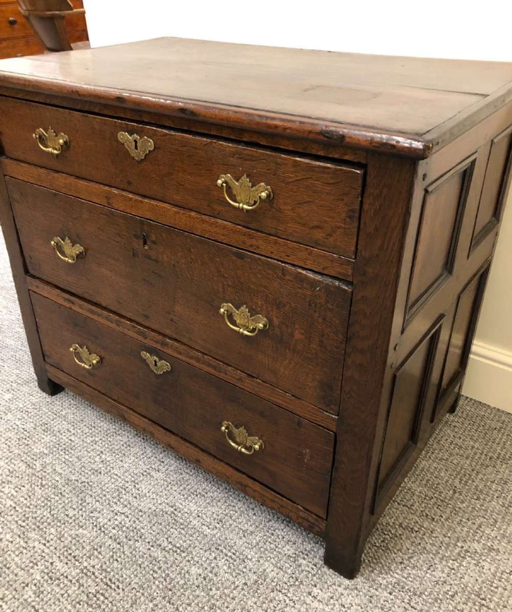 Small Antique 17th Century Oak Chest of Drawers View VI