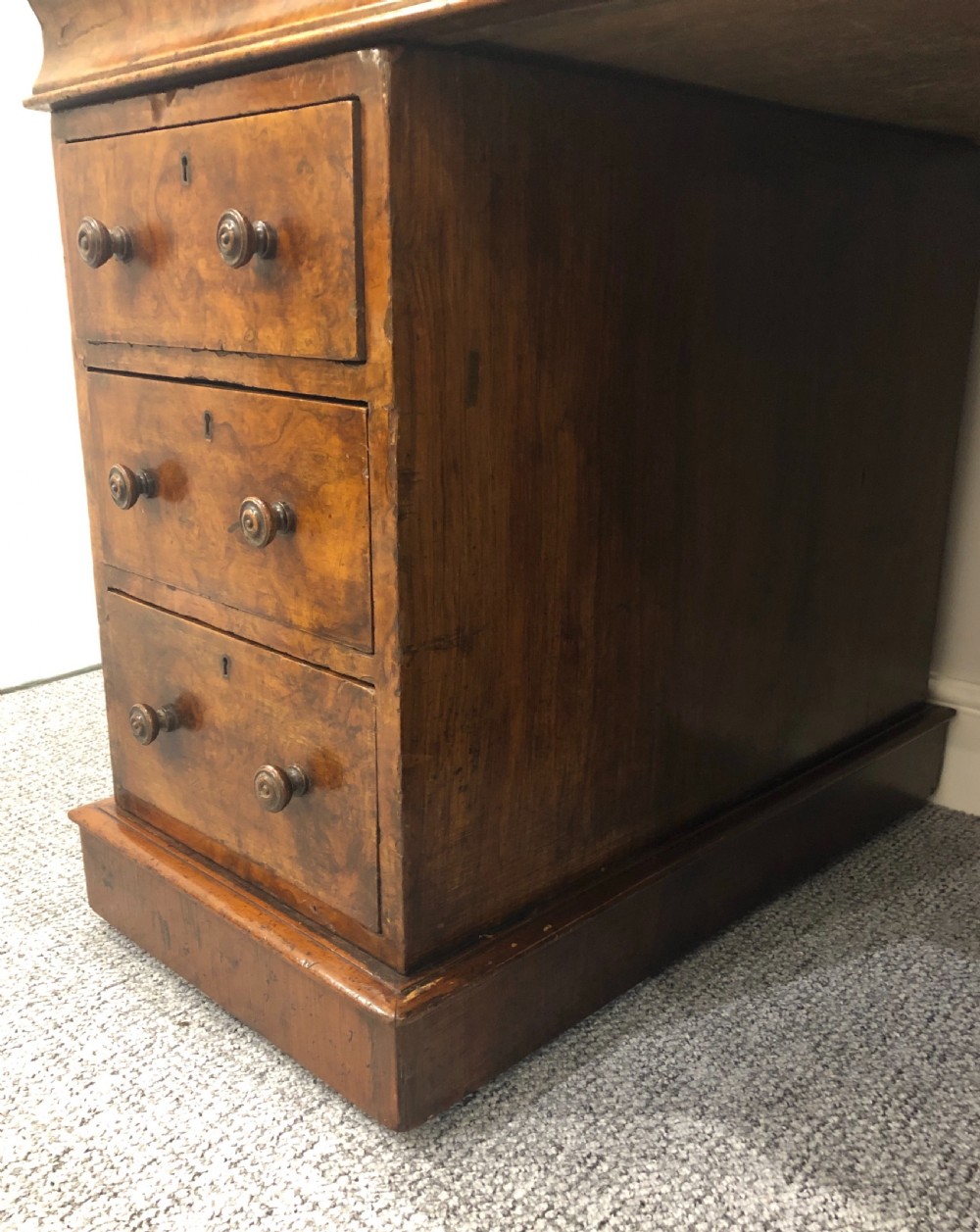 Antique Victorian Burr Walnut Roll Top Desk View XVIII