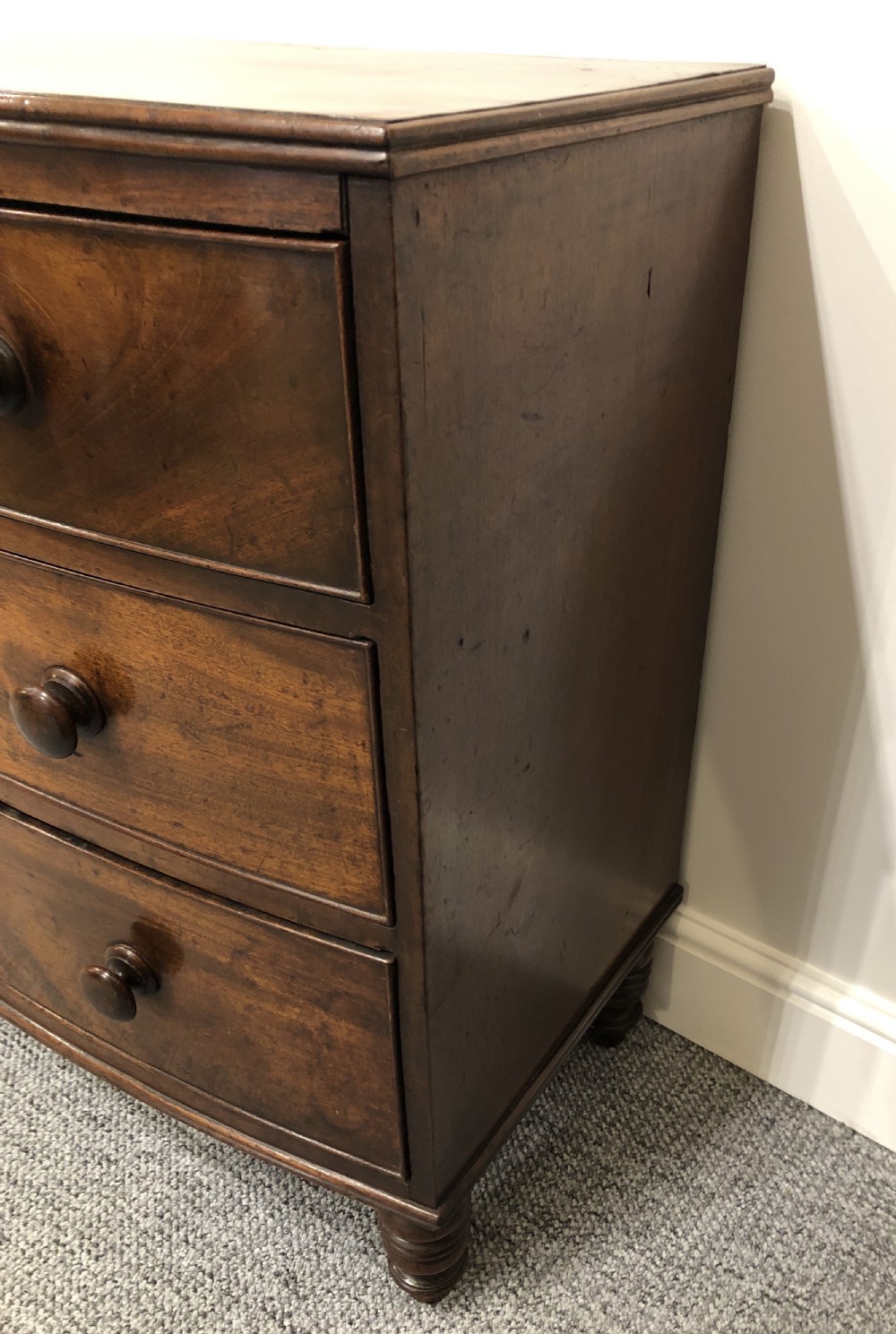 Small Georgian Flame Mahogany Bow Front Chest of Drawers View VII