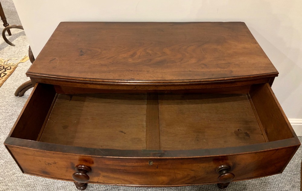 Small Georgian Flame Mahogany Bow Front Chest of Drawers View XI