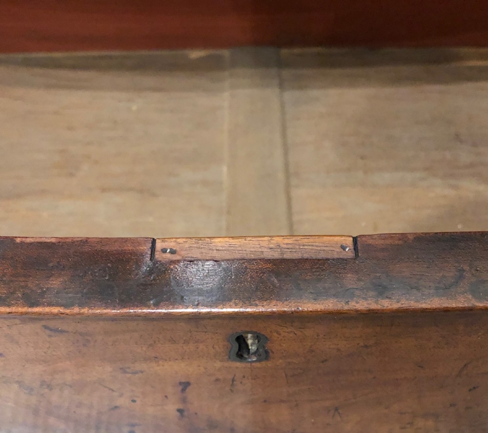 Small Georgian Flame Mahogany Bow Front Chest of Drawers View XII