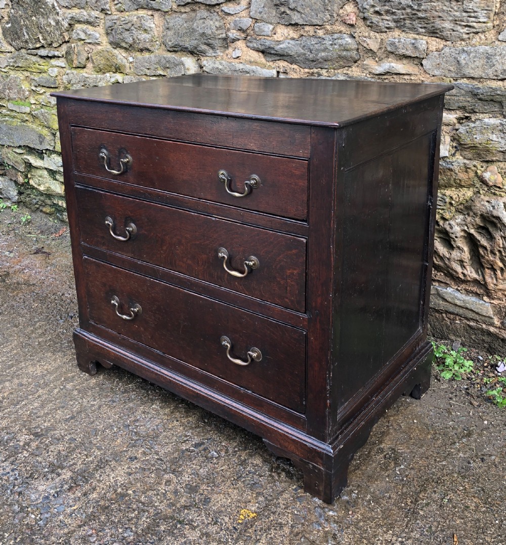 Small Antique 18th Century Oak Chest of Drawers View IV