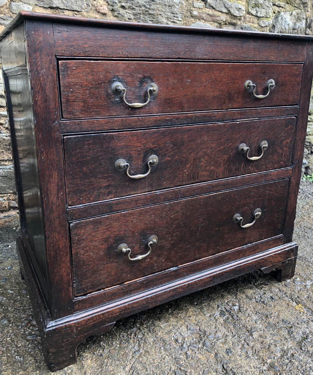 Small Antique 18th Century Oak Chest of Drawers View XV