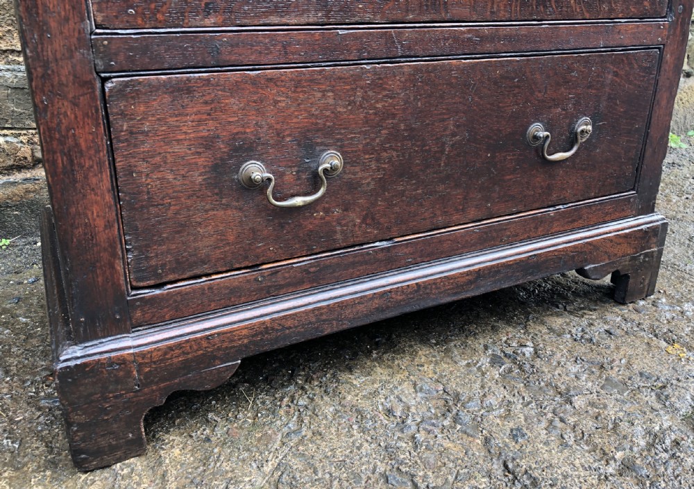 Small Antique 18th Century Oak Chest of Drawers View XVI