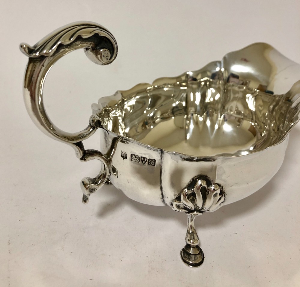 Antique Solid Sterling Silver Sauce Boat Chester 1902 View VI