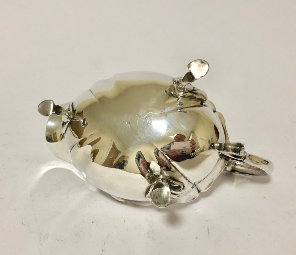 Antique Solid Sterling Silver Sauce Boat Chester 1902 View XII