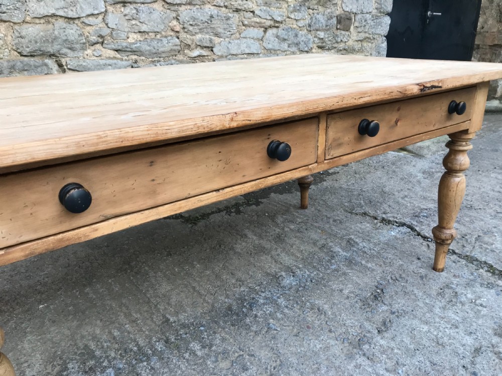 Large Victorian Pine Farmhouse Table View XIV