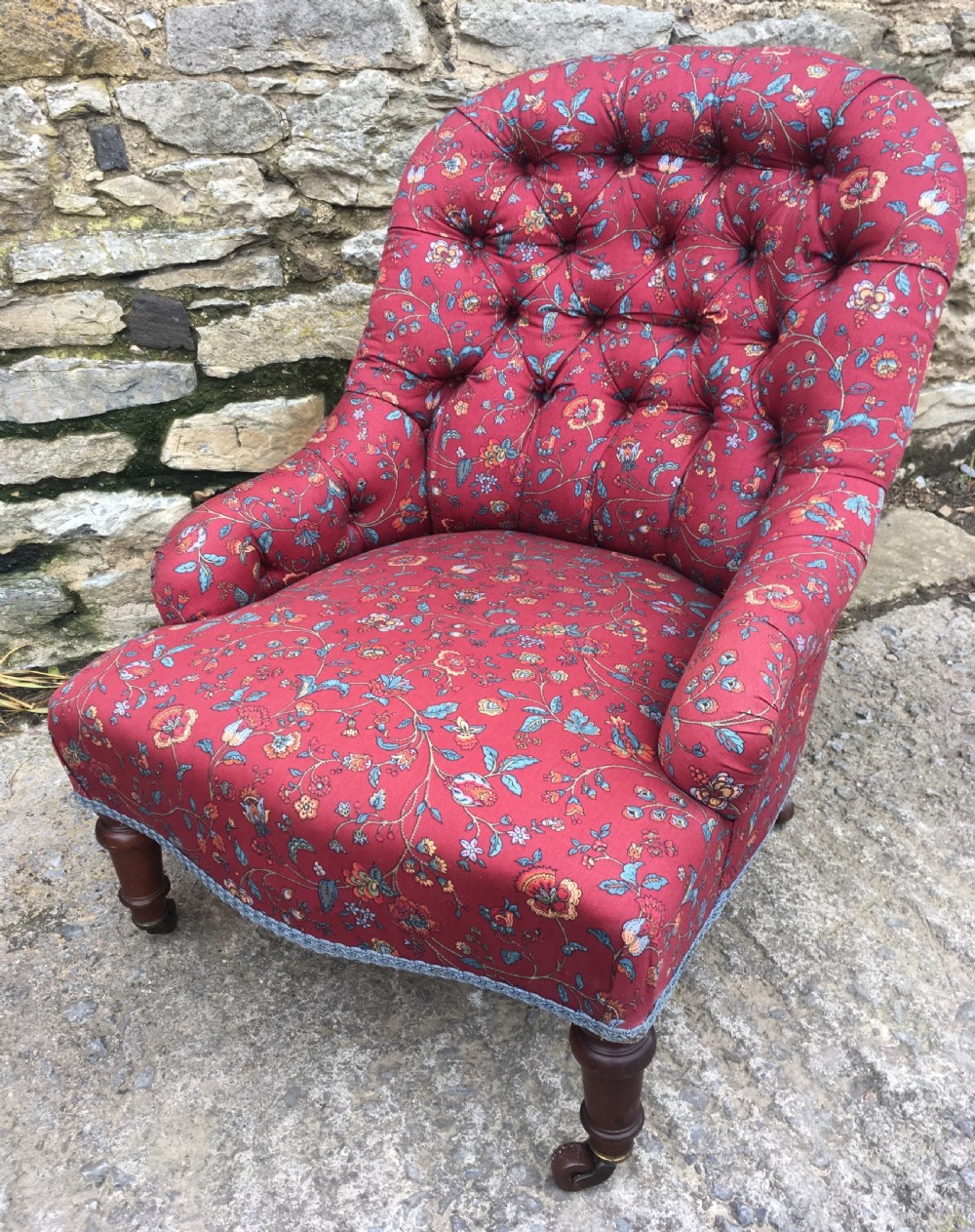 Antique Victorian Button Back Nursing Chair 