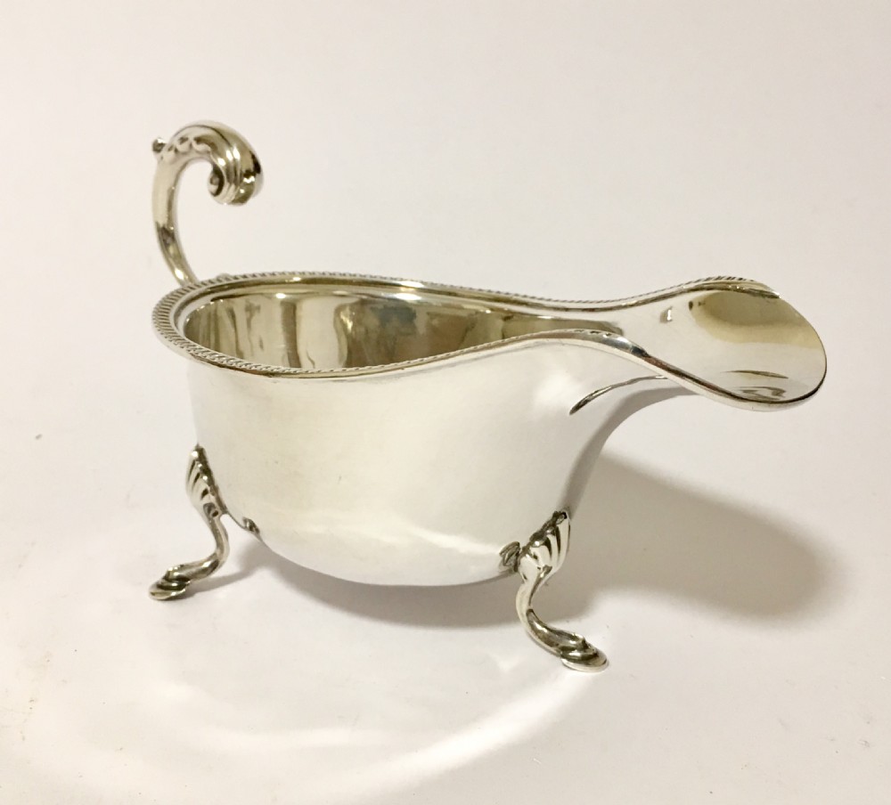 Antique Solid Sterling Silver Sauce Boat London 1936 View V