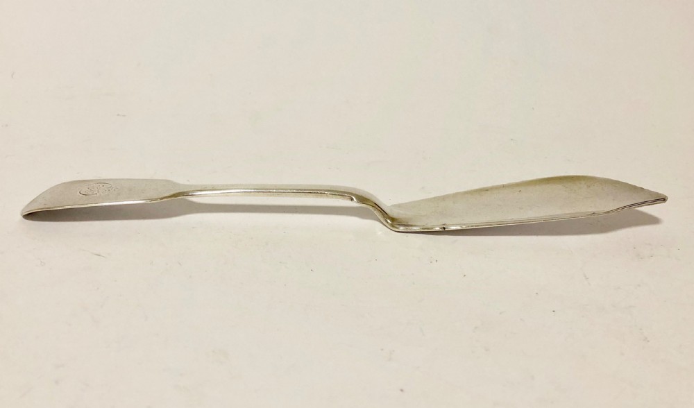 Antique Victorian Solid Silver Butter Knife 1841 William Eaton View II