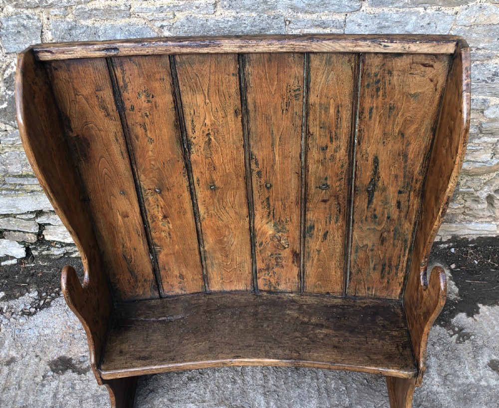 Antique Westcountry Elm Curved Settle View IX