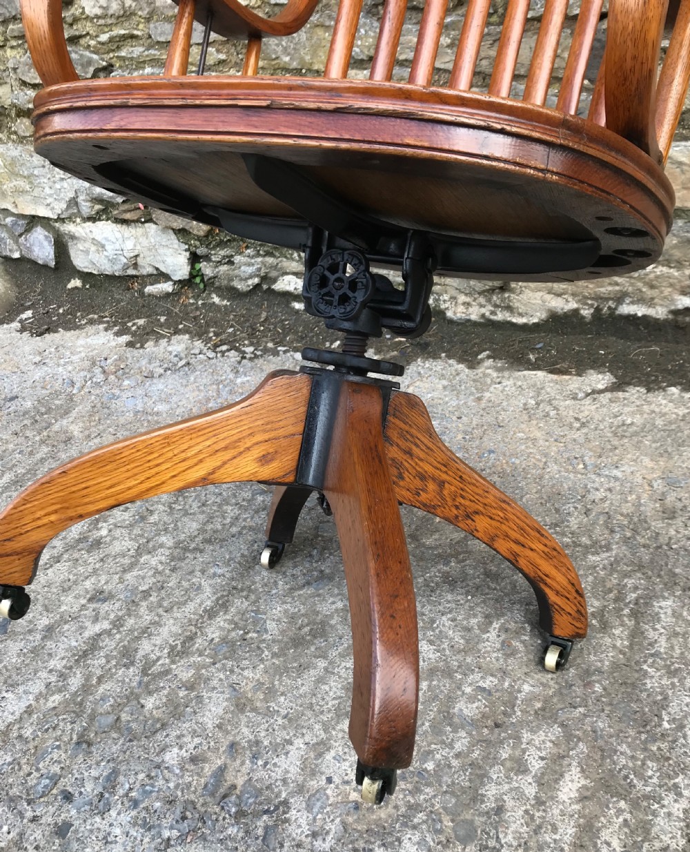 Antique American Swivel Office Desk Chair  View VIII