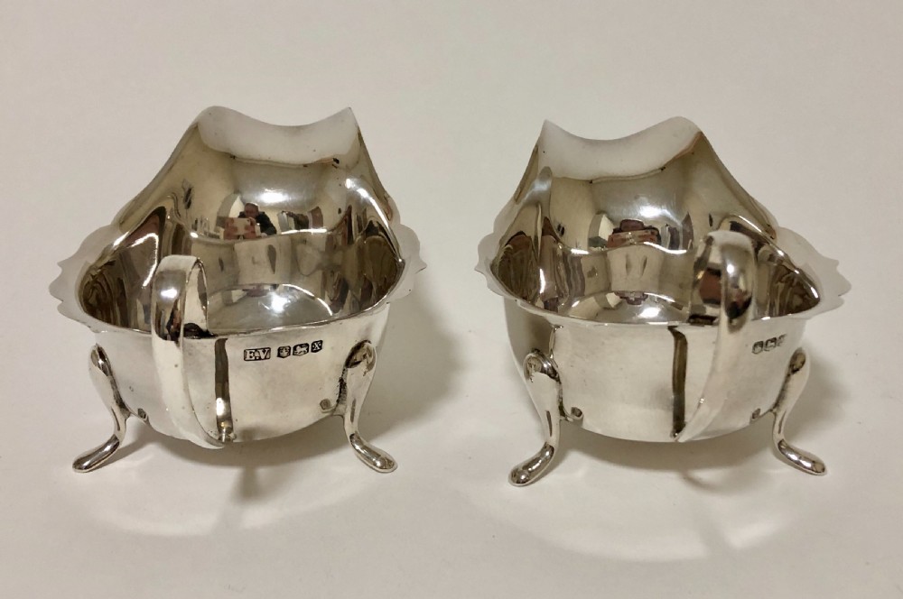 Pair of Solid Sterling Silver Sauce Boats and Ladles in Fitted Case View V