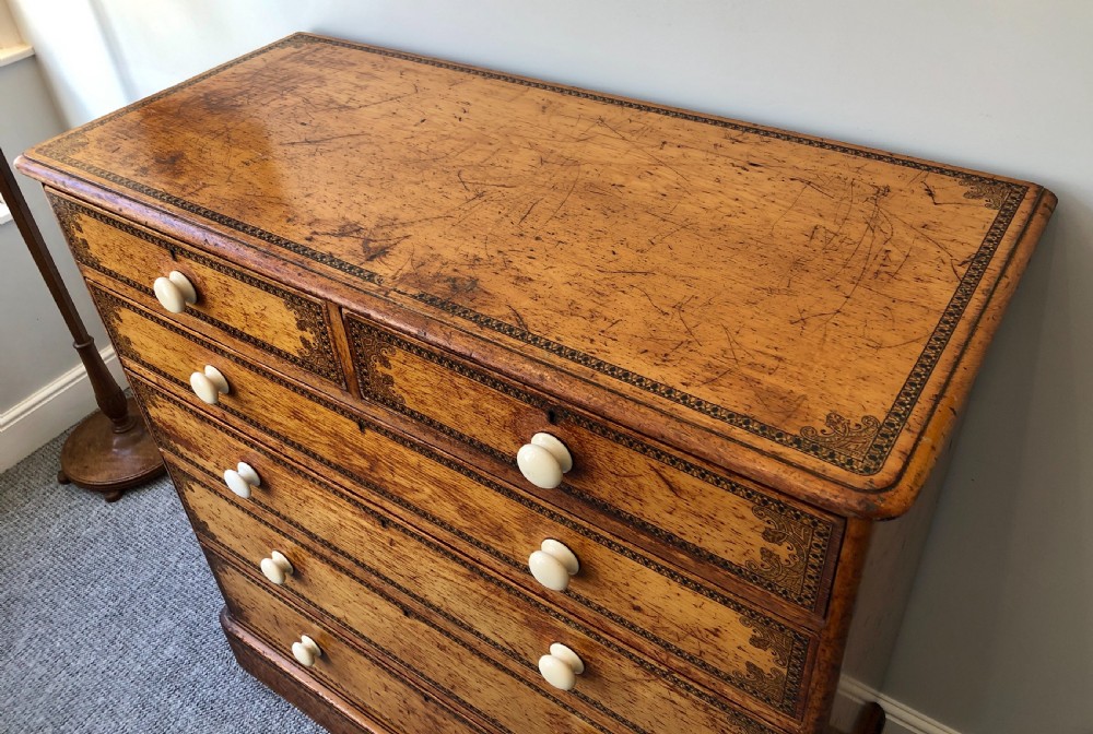Large Victorian Pine Chest of Drawers with Original Painted Decoration View VIII