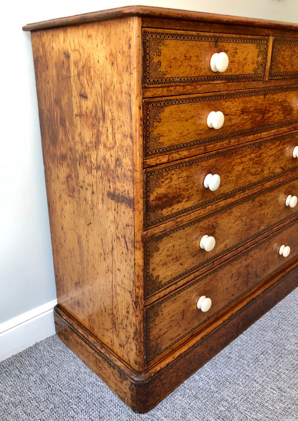 Large Victorian Pine Chest of Drawers with Original Painted Decoration View X