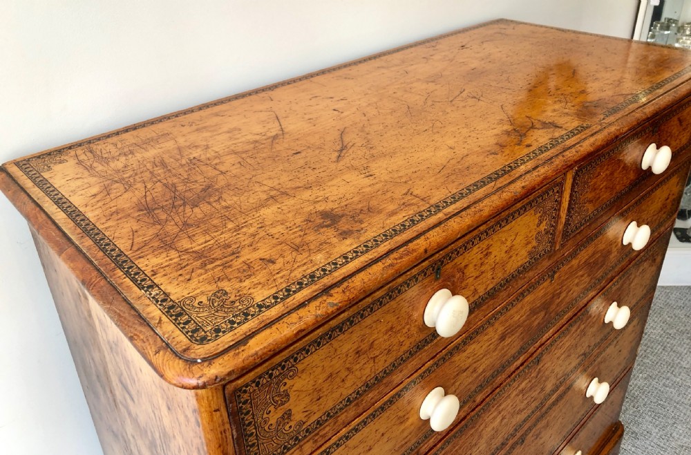 Large Victorian Pine Chest of Drawers with Original Painted Decoration View XV