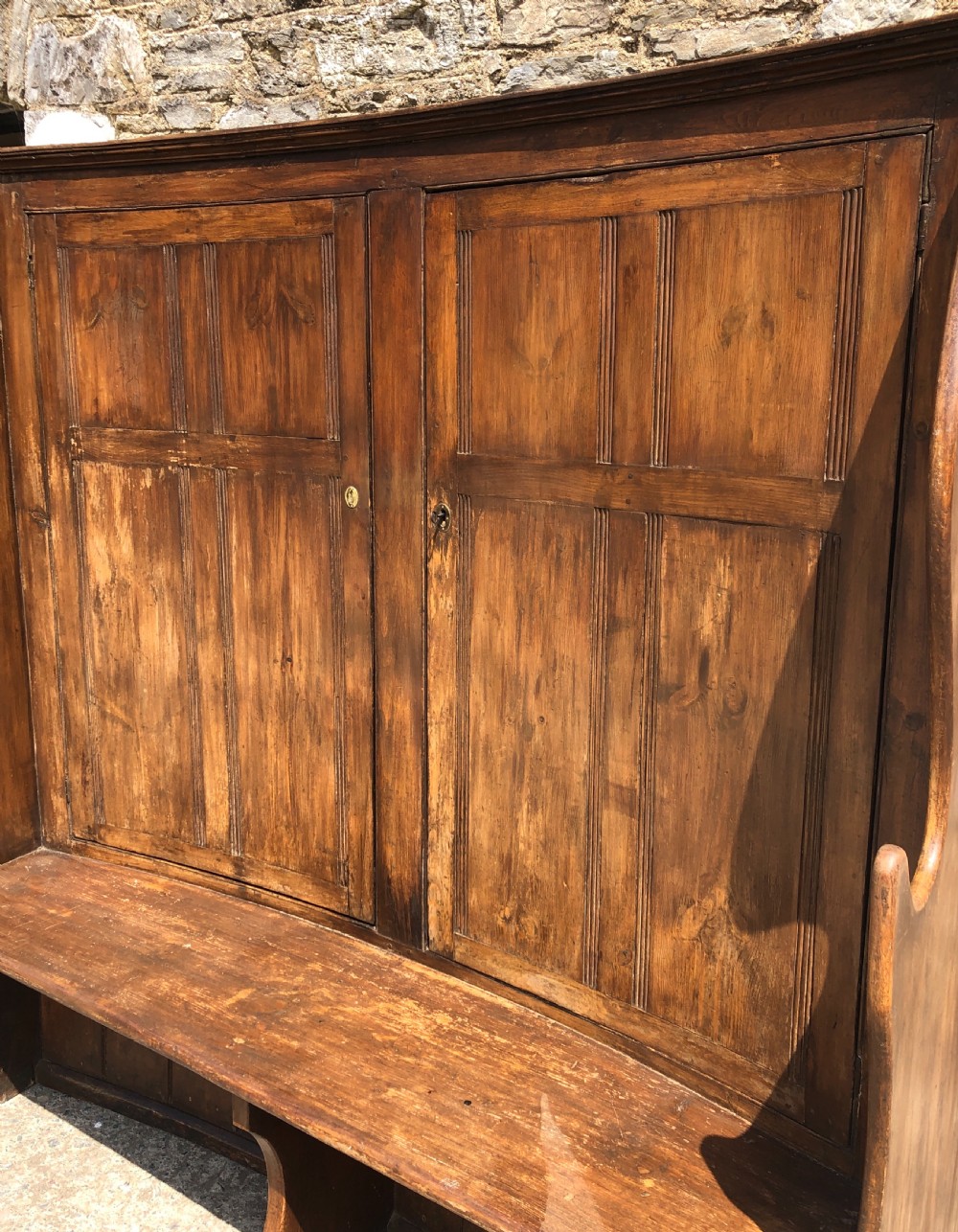 Large Antique Westcountry Pine Bacon Settle View VIII