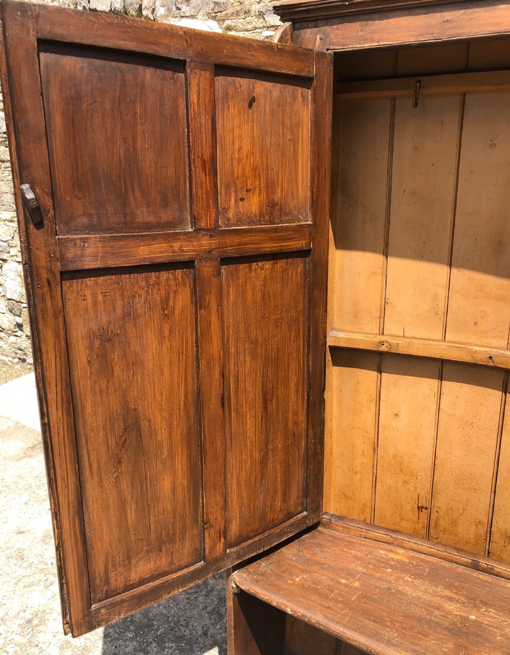 Large Antique Westcountry Pine Bacon Settle View XII