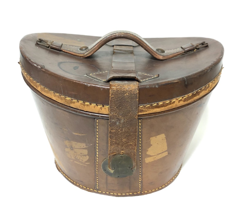 Antique Silk Top Hat in Leather Case View II