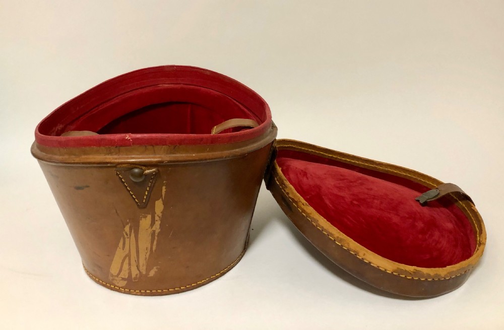 Antique Silk Top Hat in Leather Case View XII