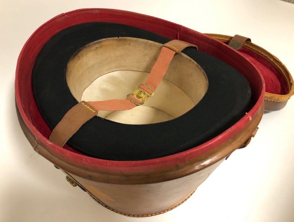 Antique Silk Top Hat in Leather Case View XIII