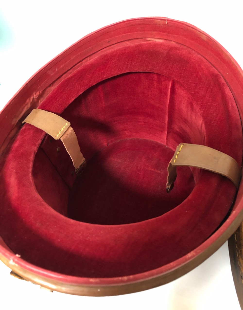 Antique Silk Top Hat in Leather Case View XVI