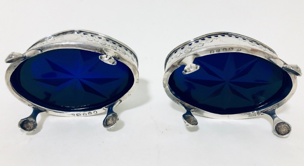 Pair of Georgian Silver Salt Cellars with Blue Glass Liners View VII